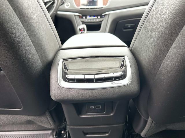 Used 2024 Cadillac XT6 Luxury w/ LPO, Floor Liner Package AWD/4WD image 14