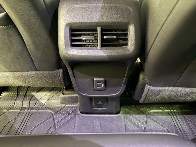 Certified 2022 Chevrolet Equinox RS w/ RS Leather Package image 25