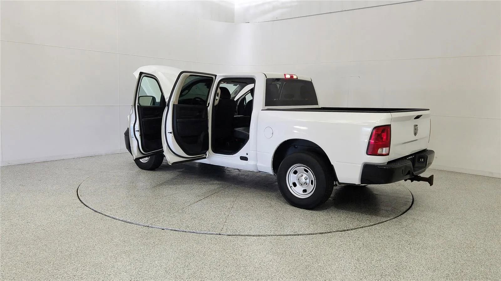 Used 2021 RAM 1500 Tradesman w/ Electronics Group RWD image 11