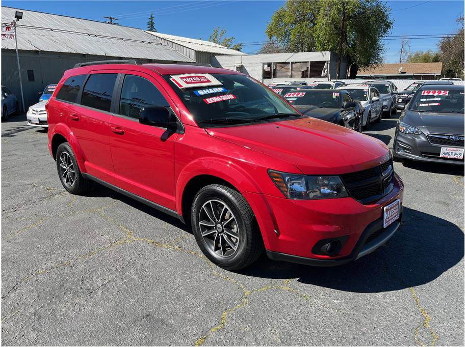 Used 2018 Dodge Journey SXT w/ Connectivity Group image 1