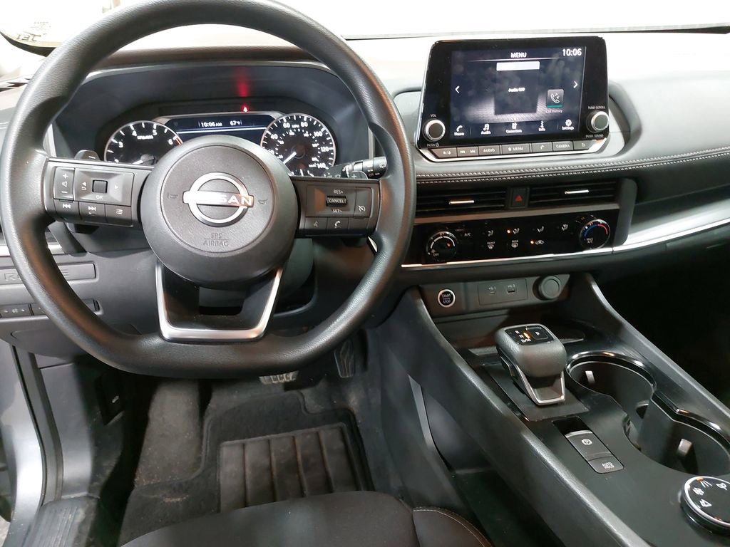 Used 2023 Nissan Rogue S image 15