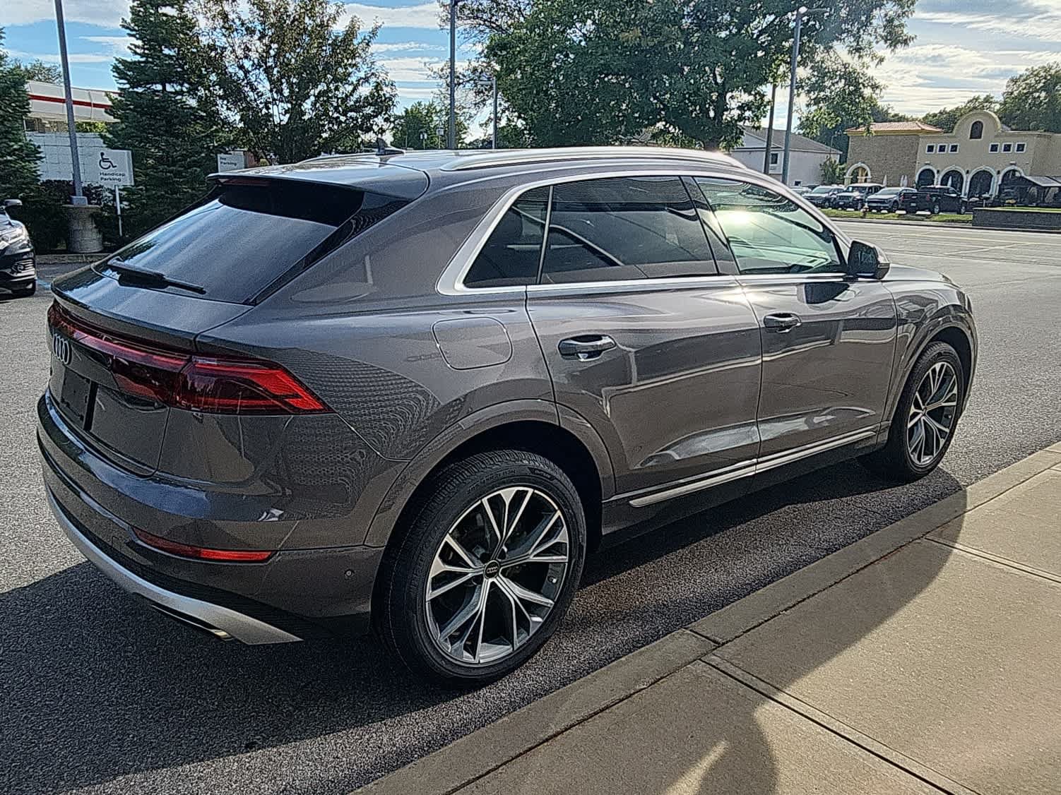 Certified 2025 Audi Q8 Premium Plus AWD/4WD image 20