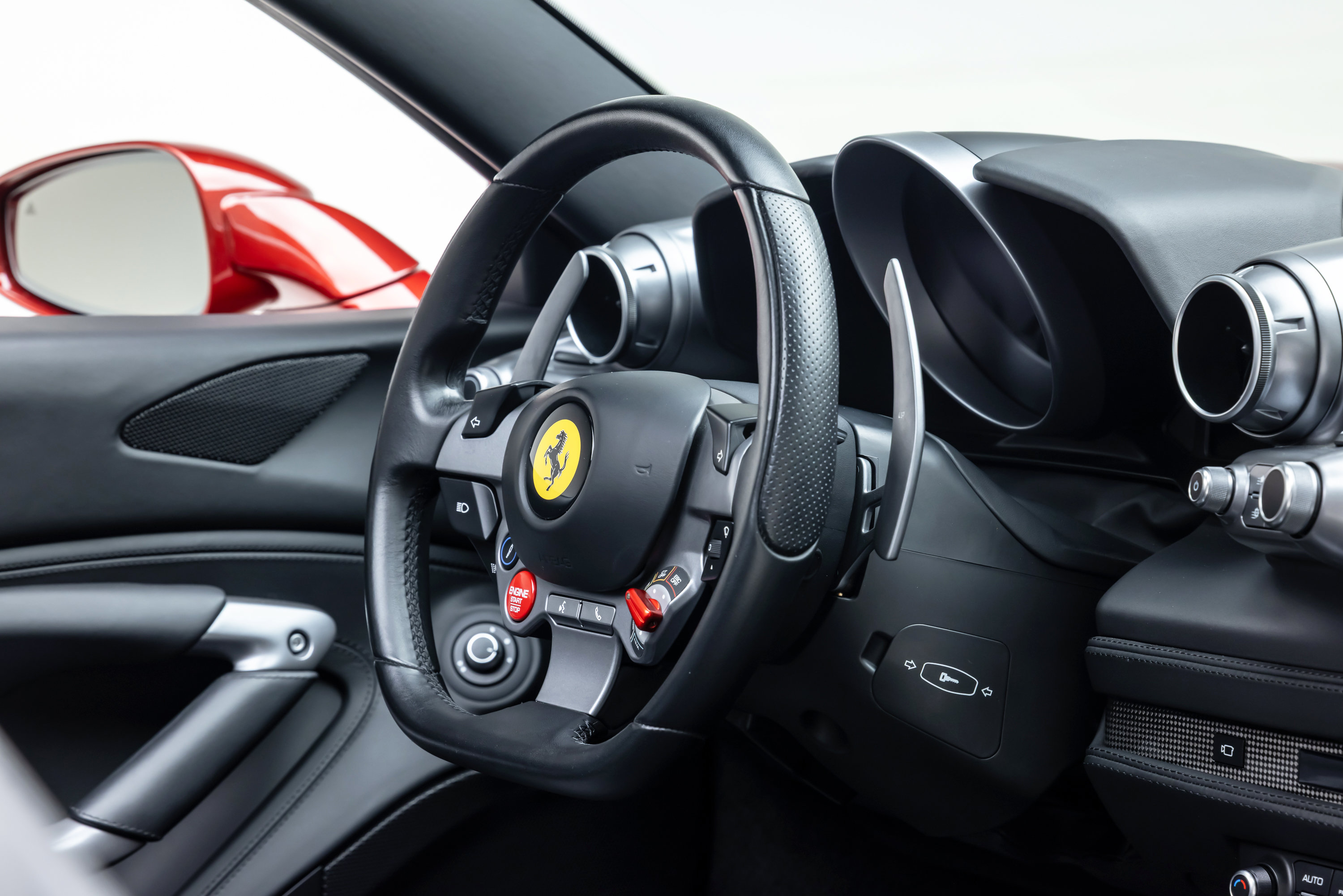 Certified 2022 Ferrari F8 Tributo RWD image 49