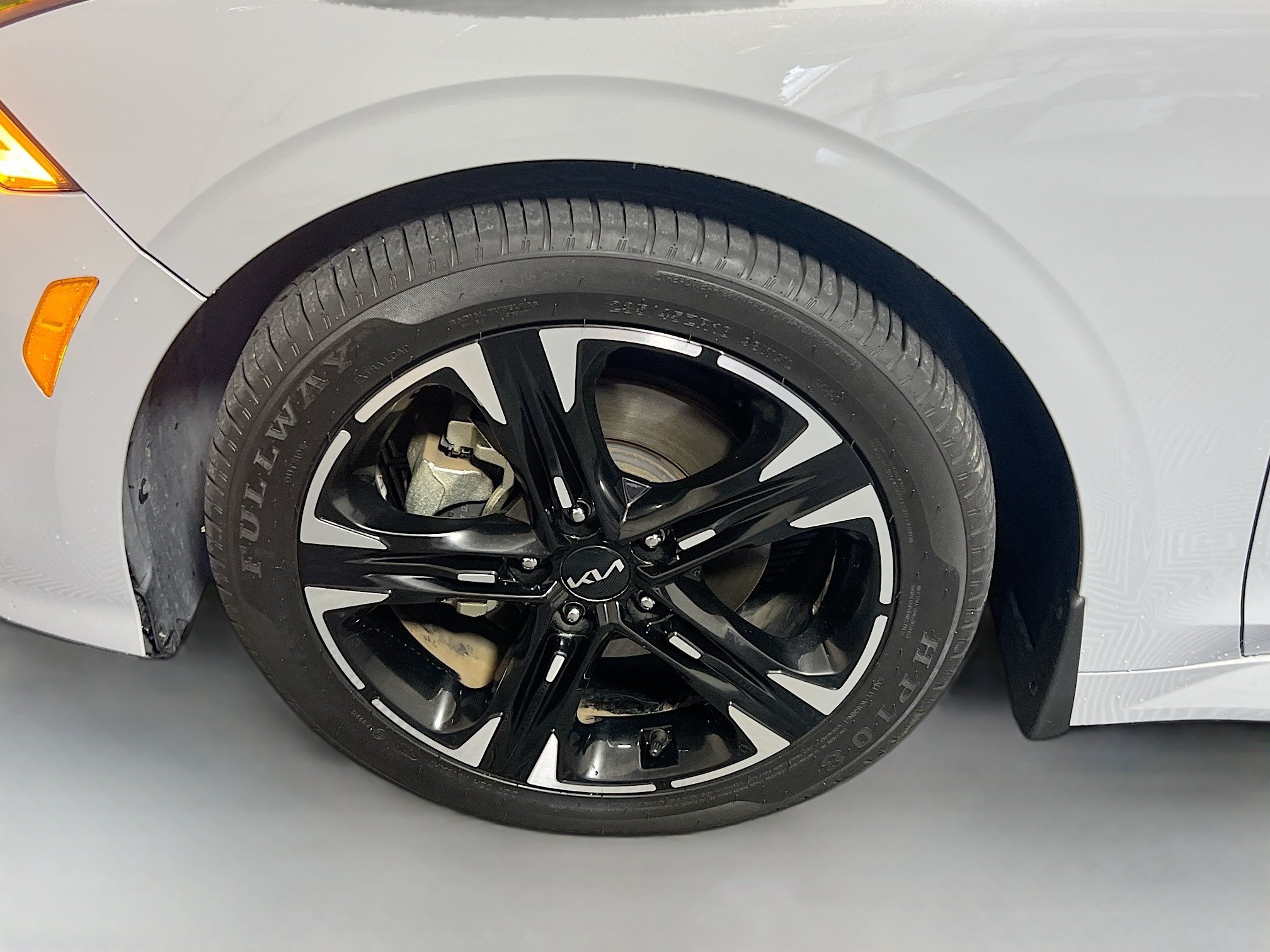 Used 2023 Kia K5 GT-Line w/ GT-Line Premium Package FWD image 13