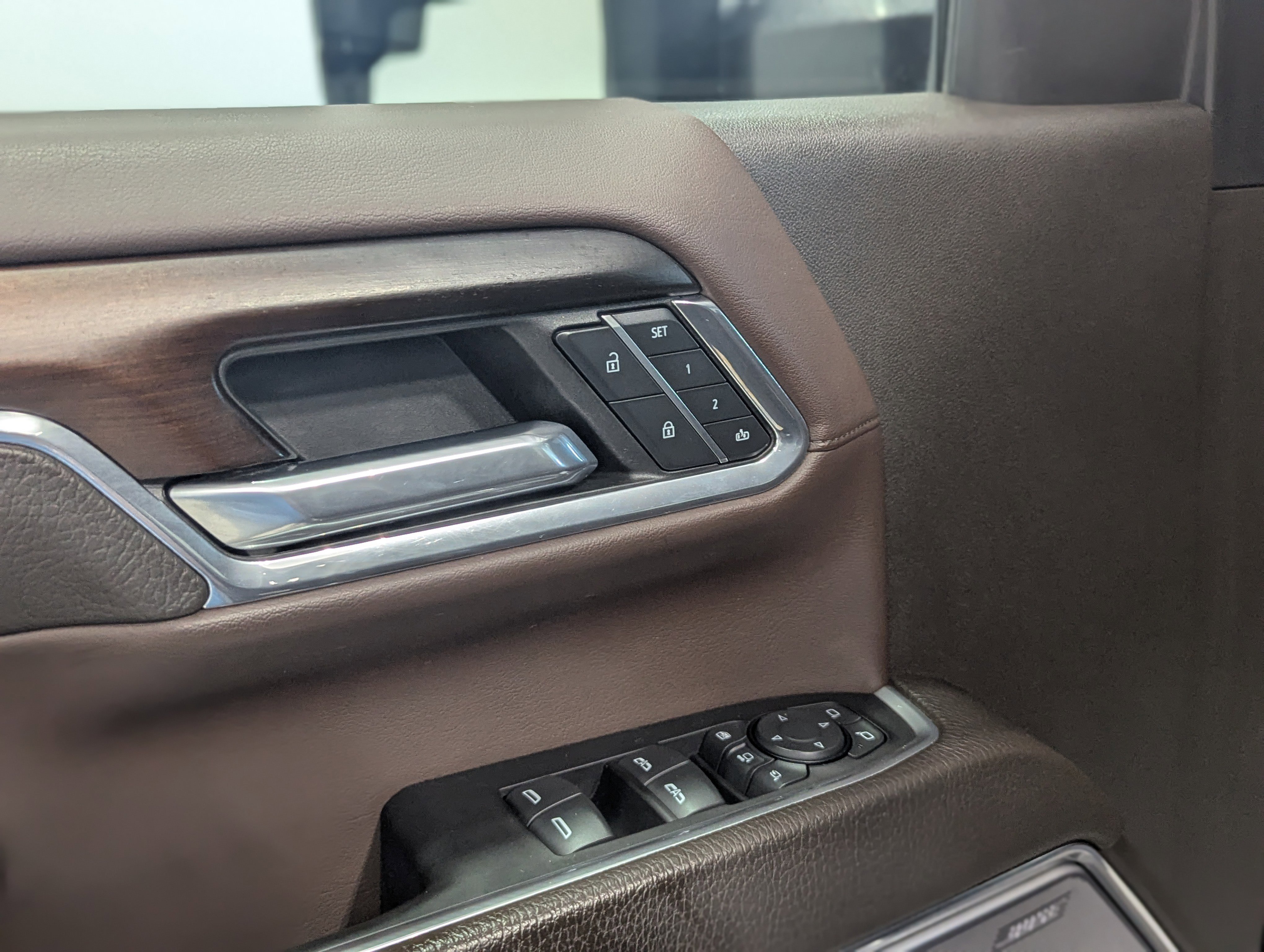 Used 2024 GMC Sierra 3500 Denali w/ Denali Reserve Package image 11