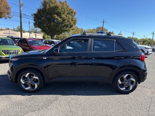 Certified 2023 Hyundai Venue SEL image 22