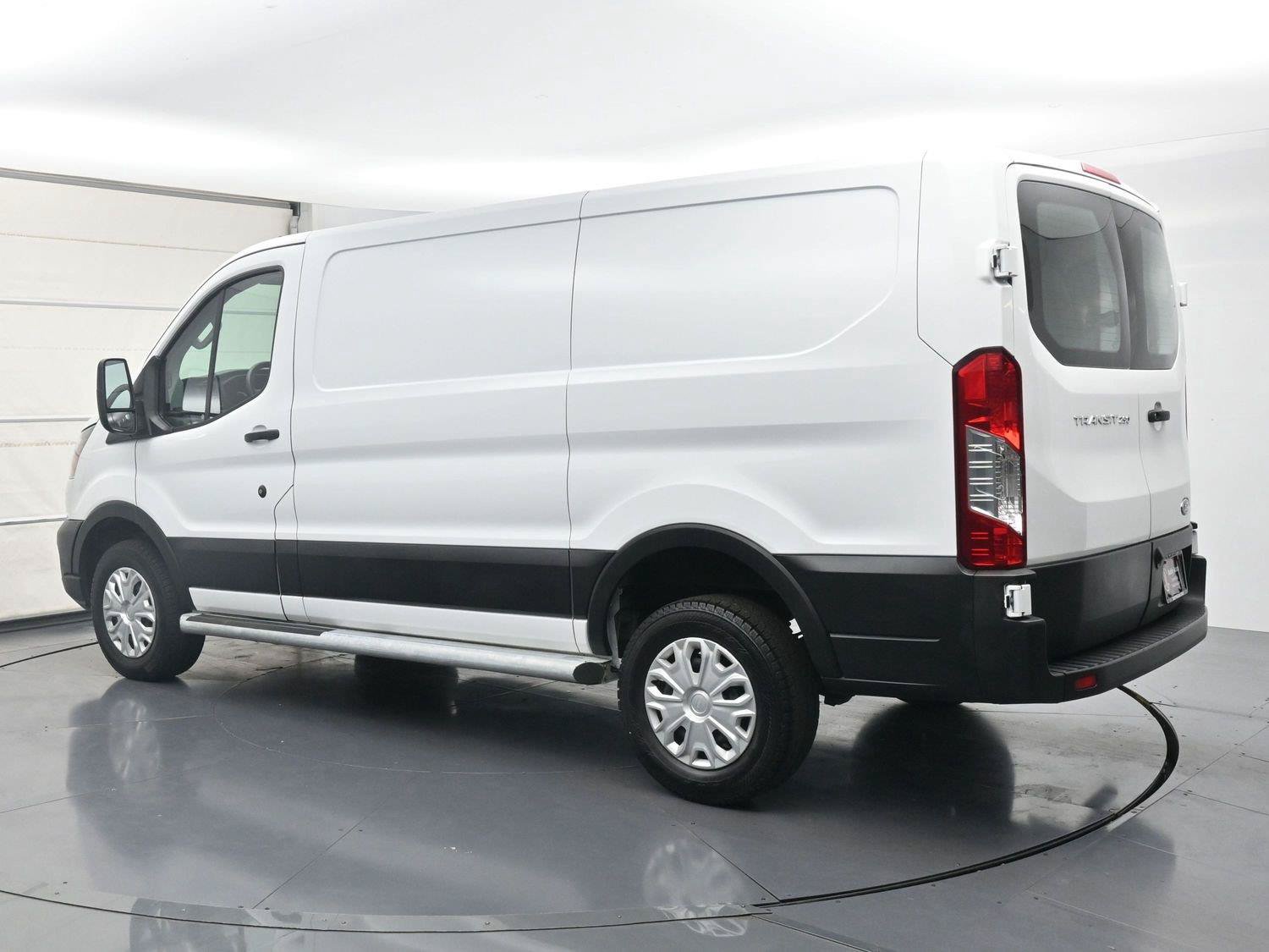 Used 2025 Ford Transit 250 Low Roof w/ Exterior Upgrade Package RWD image 23