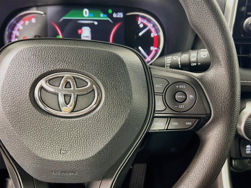 Used 2024 Toyota RAV4 XLE FWD image 19