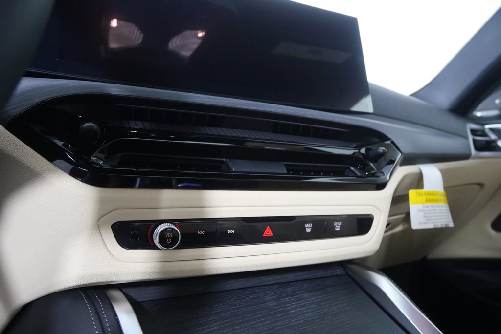 Used 2027 BMW 430i Coupe w/ M Sport Package RWD image 15