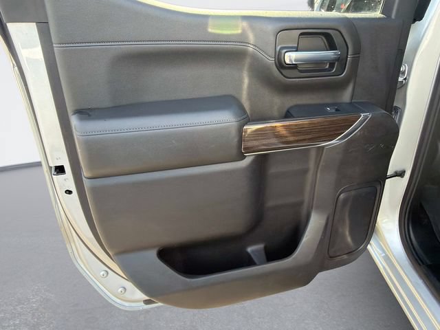 Used 2022 Chevrolet Silverado 1500 RST AWD/4WD image 13