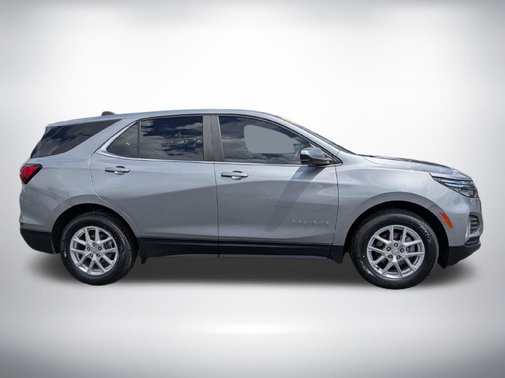 Used 2023 Chevrolet Equinox LT FWD image 3