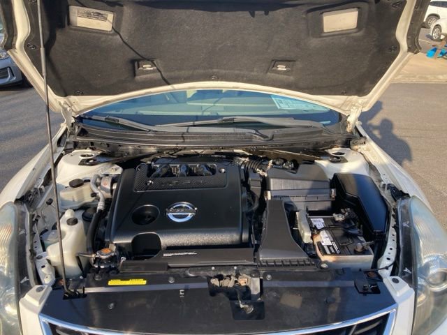 Used 2012 Nissan Altima 3.5 SR image 10