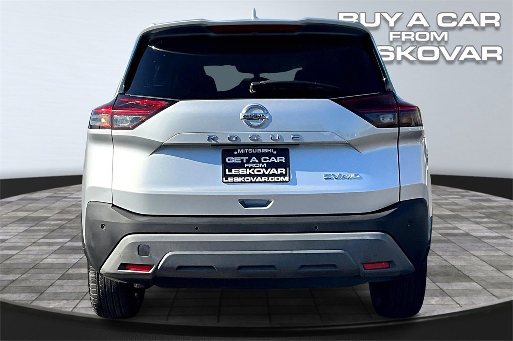 Used 2021 Nissan Rogue SV image 4