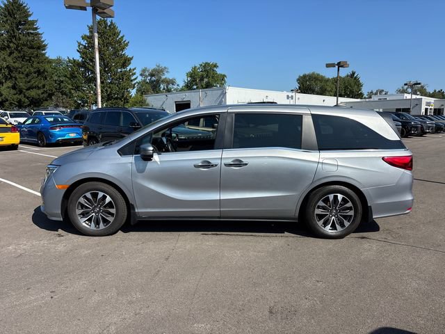Used 2024 Honda Odyssey EX-L image 3
