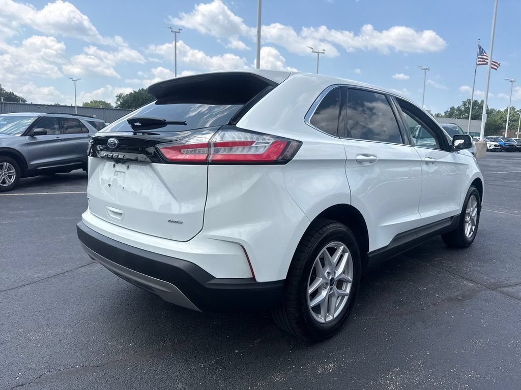 Used 2023 Ford Edge SEL w/ Convenience Package AWD/4WD image 7