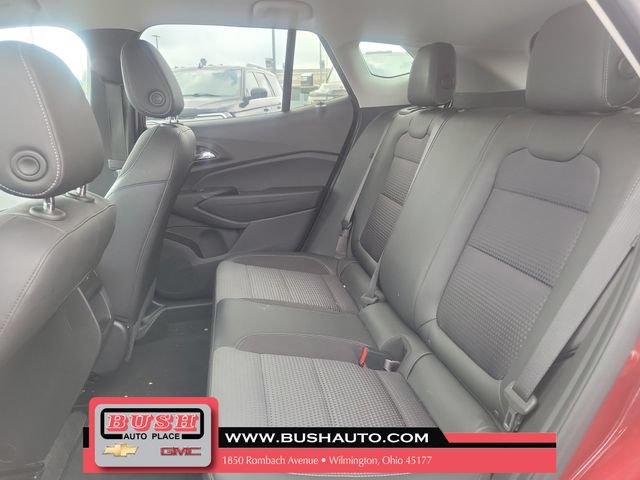 Used 2025 Chevrolet Trax LT FWD image 27