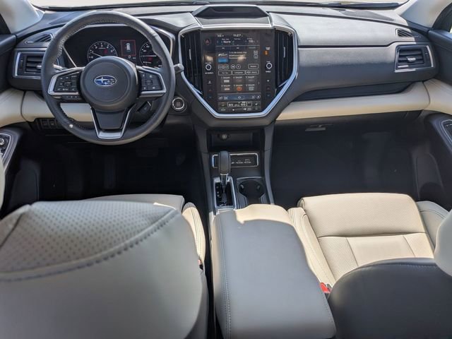 Certified 2025 Subaru Ascent Limited image 32