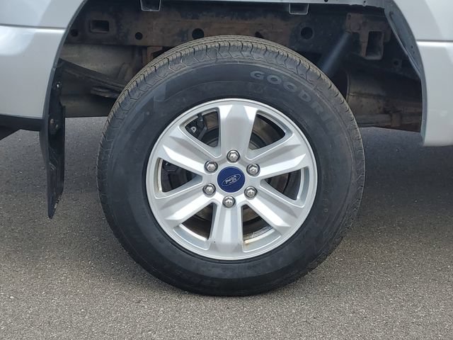 Used 2017 Ford F150 XLT w/ Trailer Tow Package AWD/4WD image 5