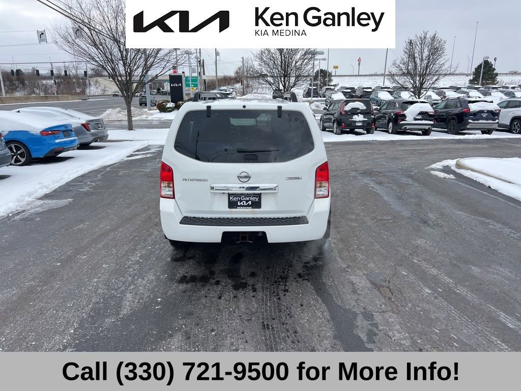 Used 2012 Nissan Pathfinder Silver image 12