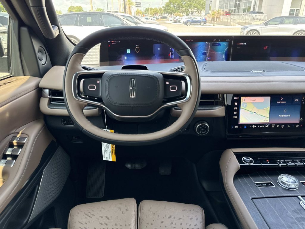 New 2026 Lincoln Navigator Black Label AWD/4WD image 18