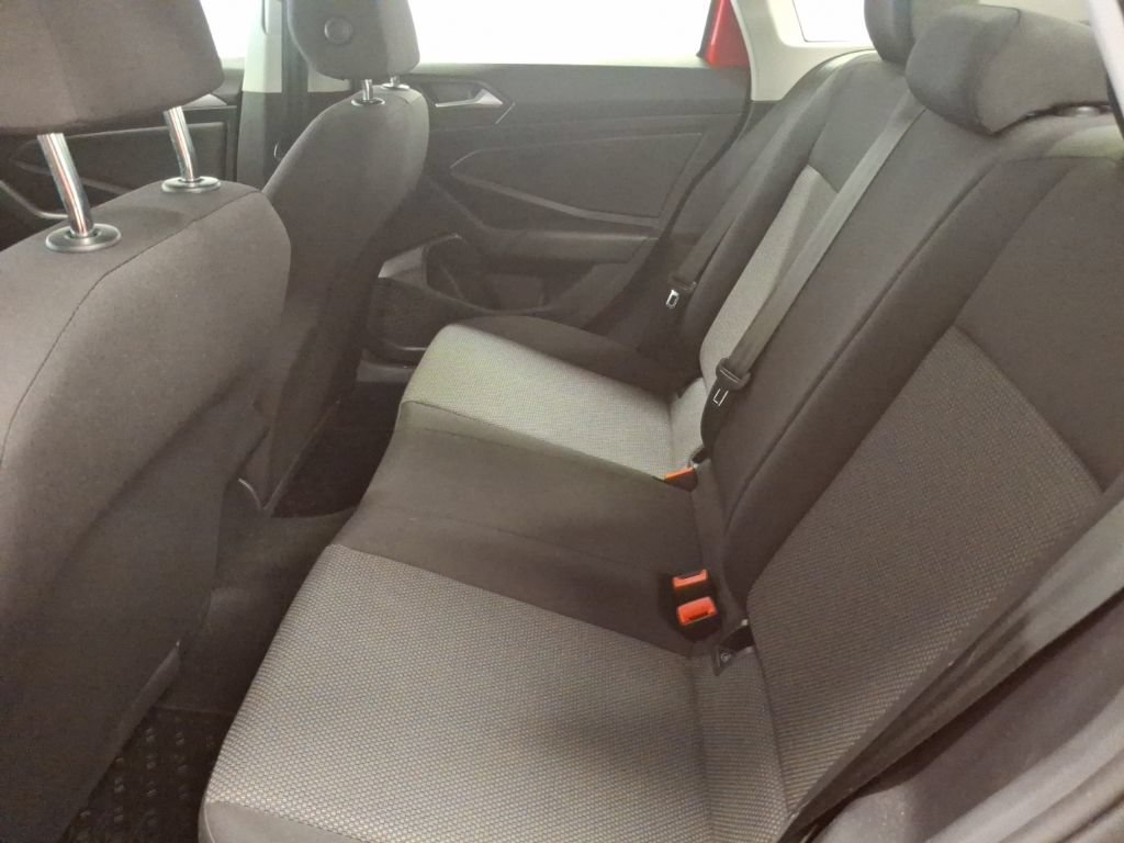 Used 2019 Volkswagen Jetta SE FWD image 14