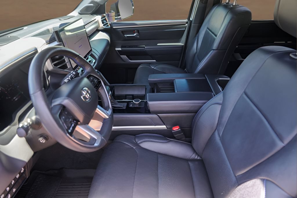 Used 2024 Toyota Sequoia Platinum RWD image 9