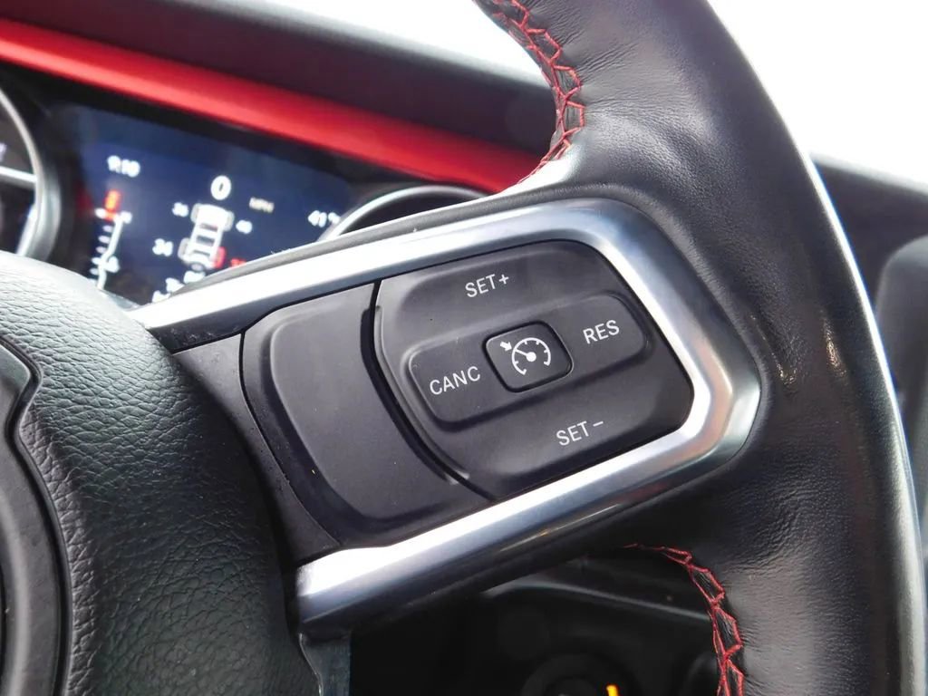 Used 2020 Jeep Wrangler Unlimited Rubicon w/ Dual Top Group image 25