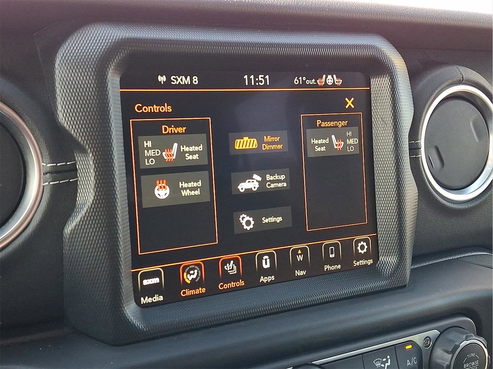 Used 2023 Jeep Wrangler Sahara w/ Cold Weather Group image 18