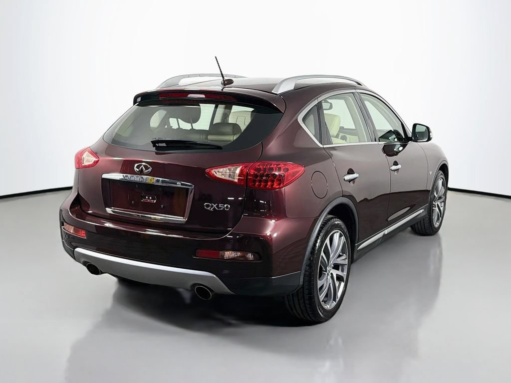 Used 2016 INFINITI QX50 AWD w/ Deluxe Touring Package image 5