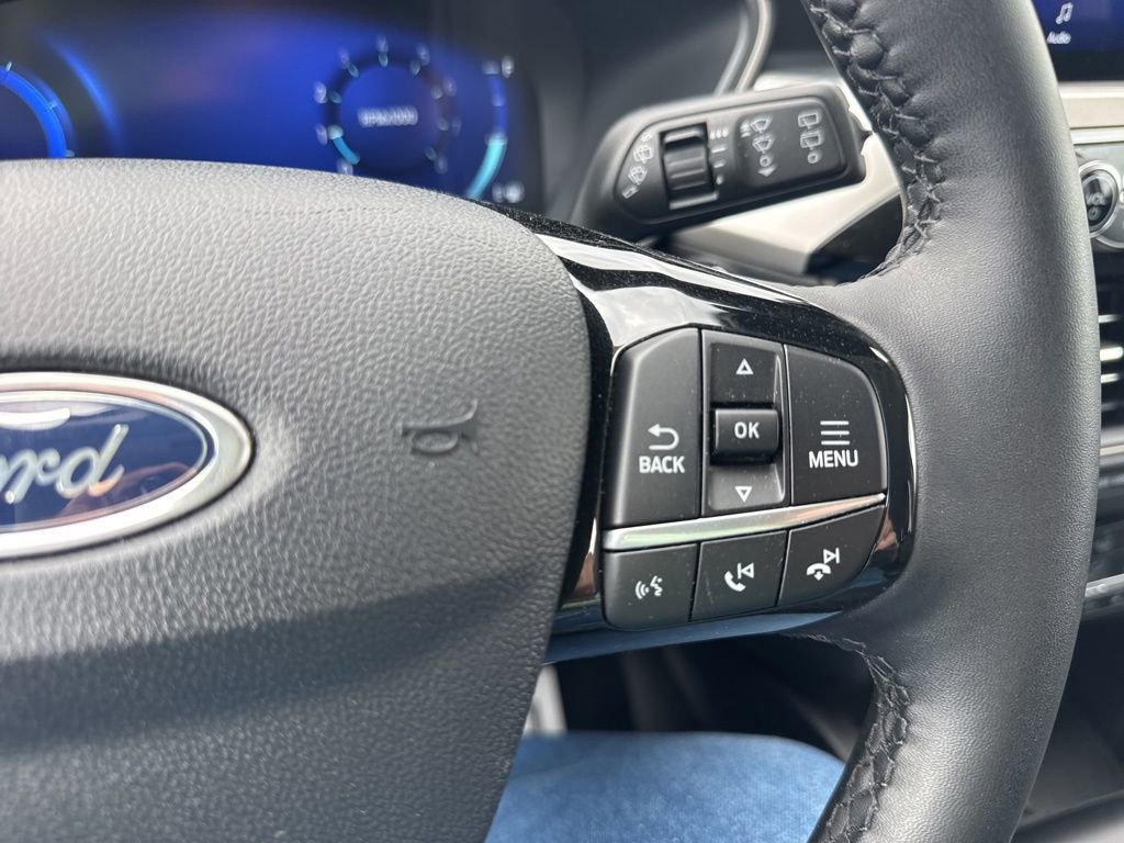 Used 2022 Ford Escape SEL w/ Technology Package image 26
