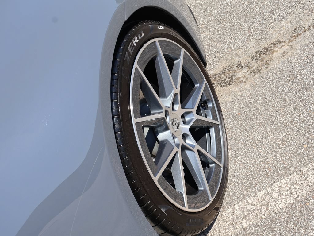 Certified 2026 Porsche 911 Carrera T RWD image 40