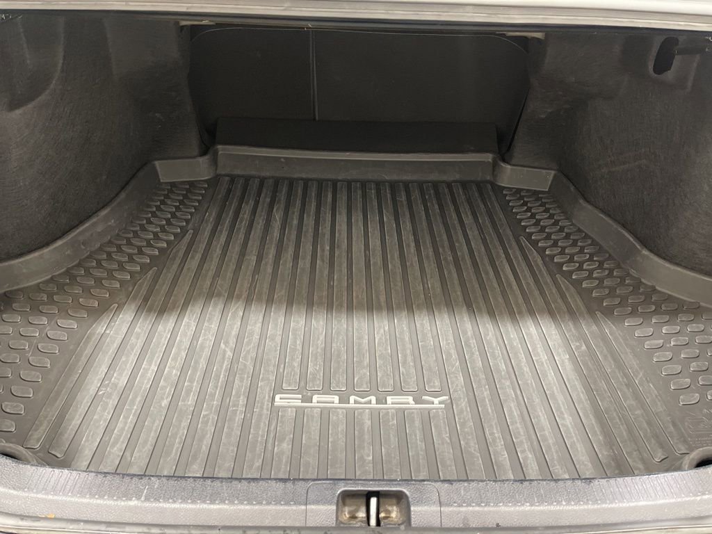 Used 2024 Toyota Camry SE image 22