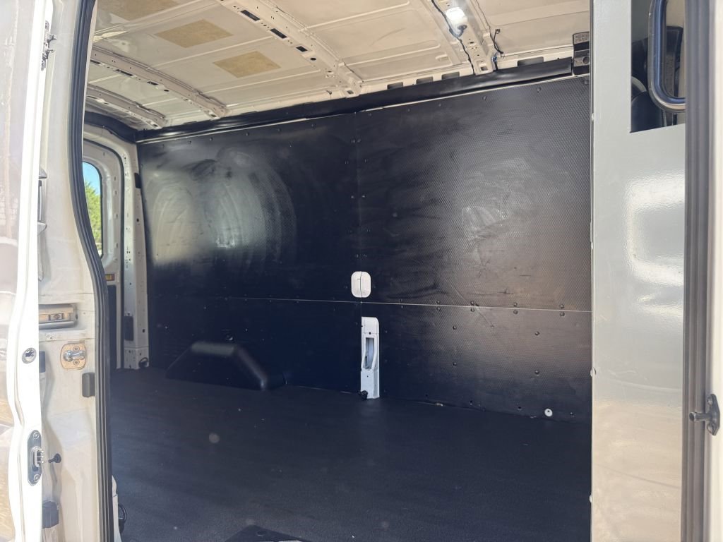 Used 2020 Ford Transit 250 Medium Roof w/ Load Area Protection Package image 7