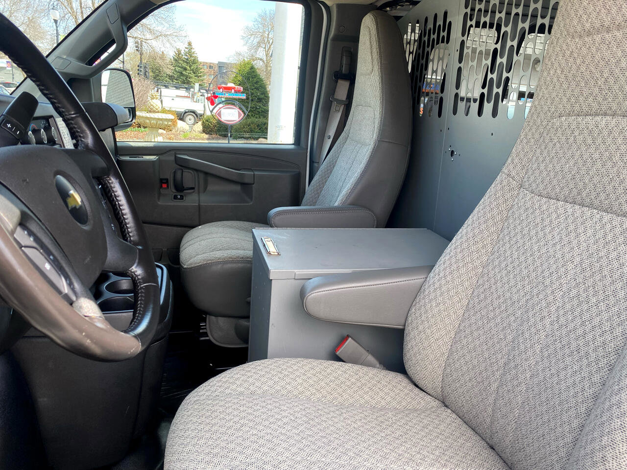 Used 2021 Chevrolet Express 2500 w/ Driver Convenience Package image 17