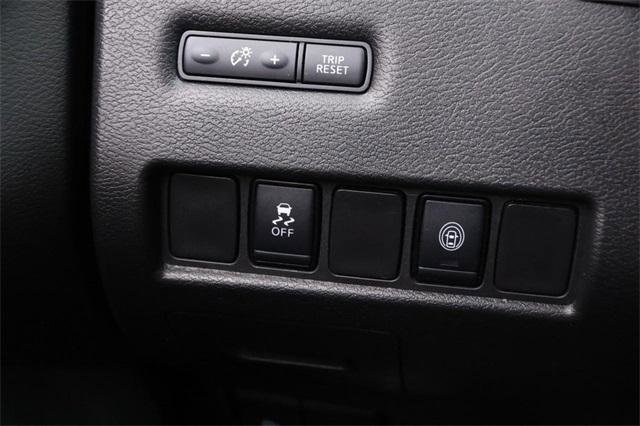 Used 2024 Nissan Murano SV w/ SV Midnight Edition Package image 19