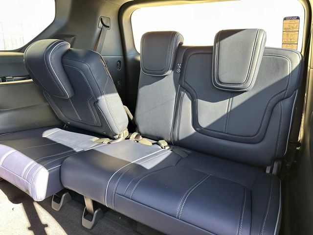 New 2026 INFINITI QX80 4WD w/ Sport Exterior Package image 33