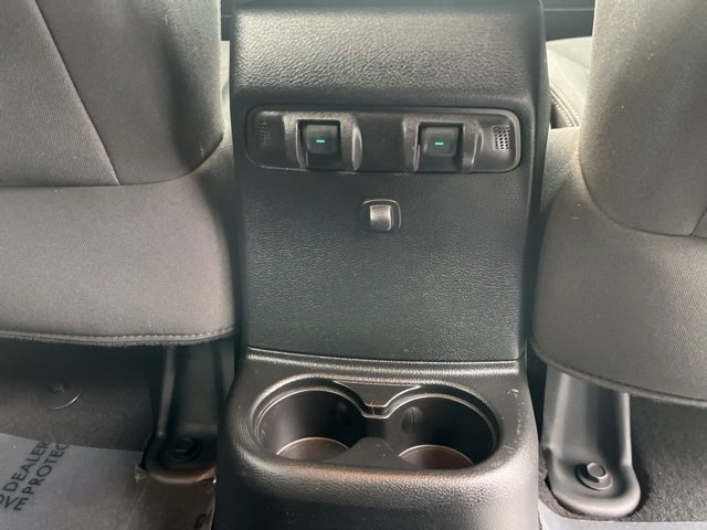 Used 2018 Jeep Wrangler Unlimited Sport S image 22