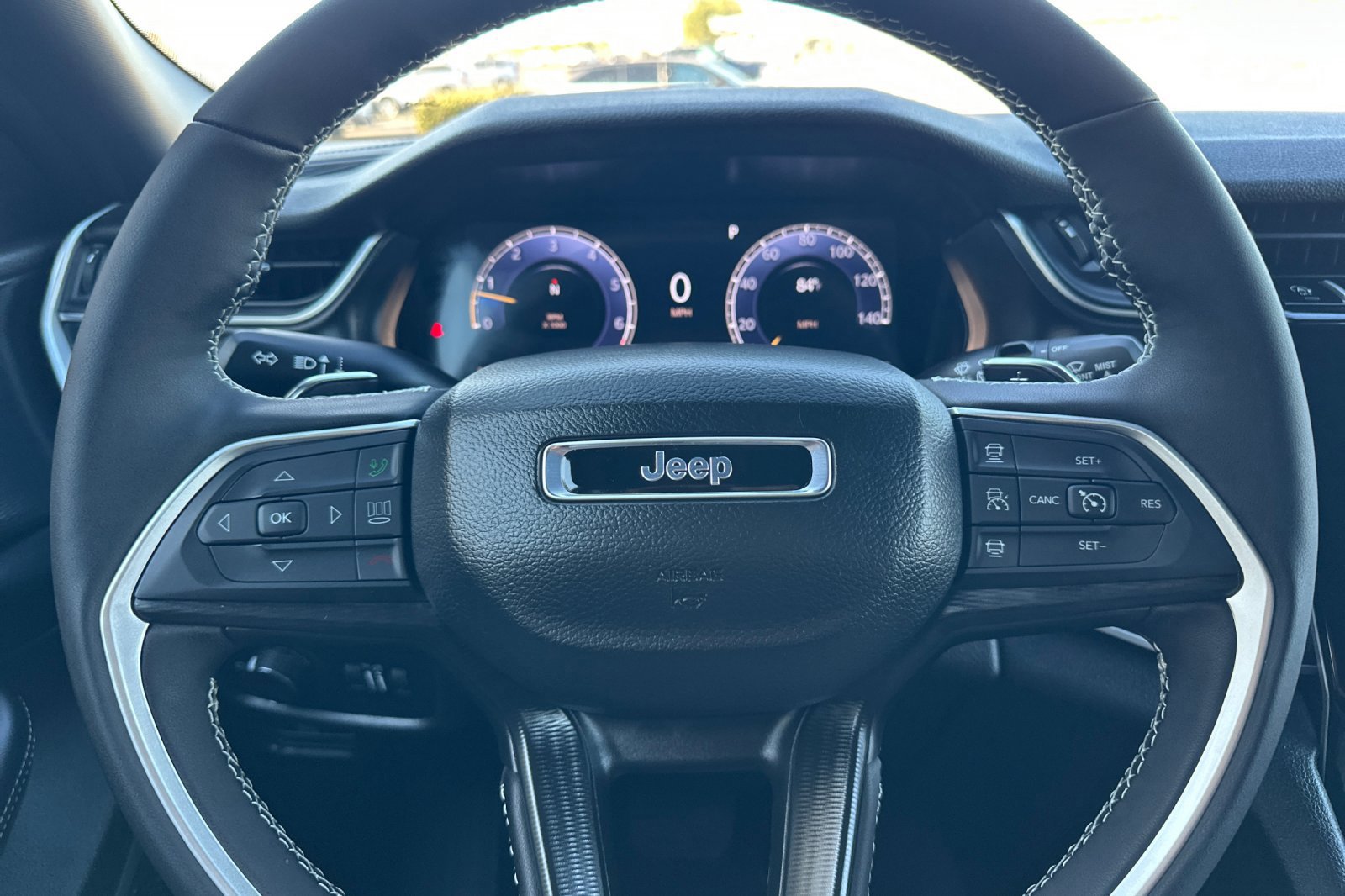 New 2025 Jeep Grand Cherokee Laredo X w/ Luxury Tech Group I image 23