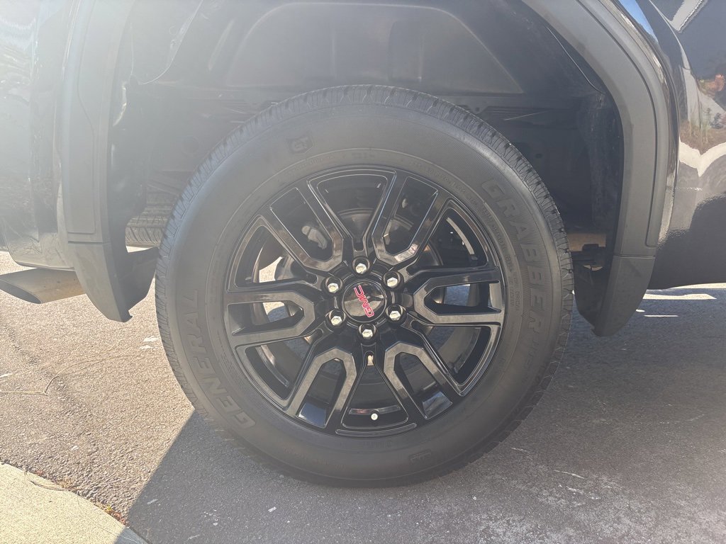 Used 2024 GMC Sierra 1500 Elevation image 13