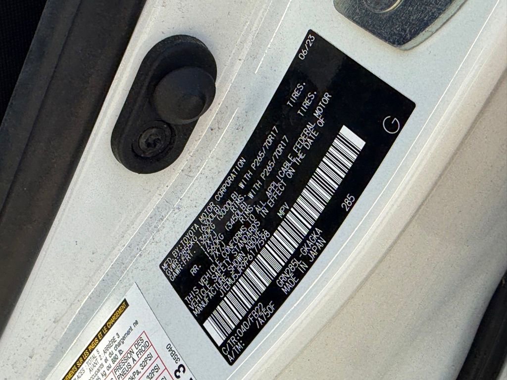 Used 2023 Toyota 4Runner SR5 image 9