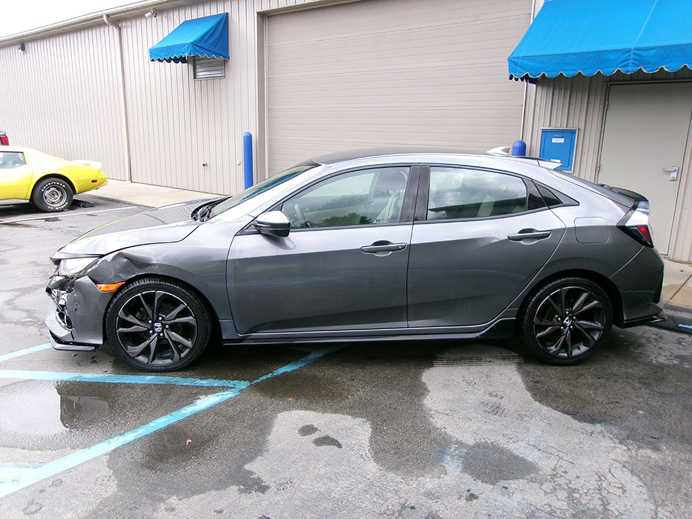 Used 2017 Honda Civic Sport image 4