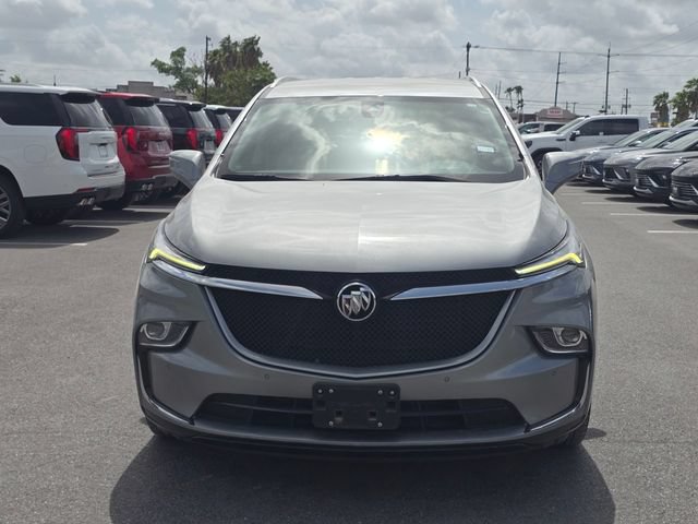 Used 2023 Buick Enclave Essence w/ Sport Touring Edition FWD image 2