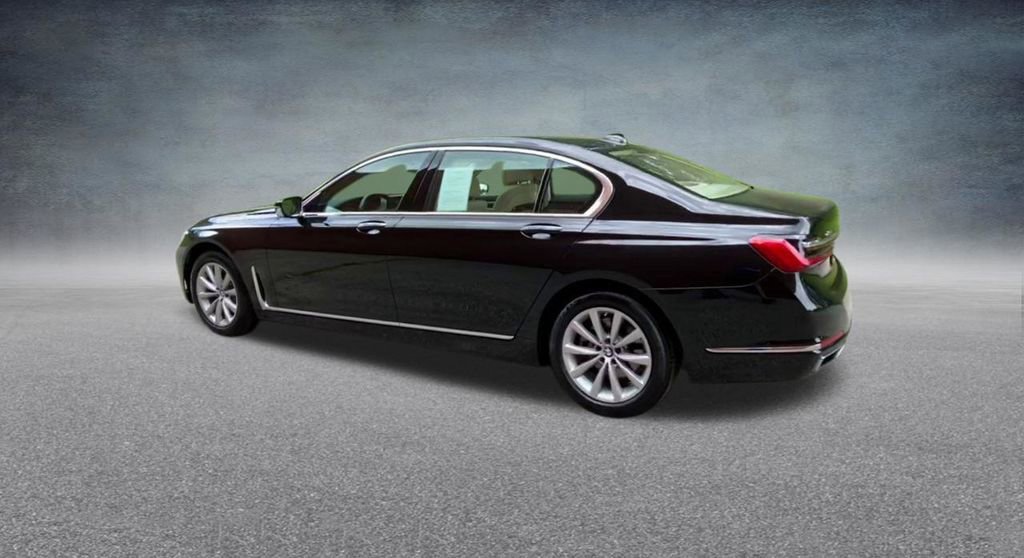 Used 2020 BMW 740i xDrive w/ Cold Weather Package image 17