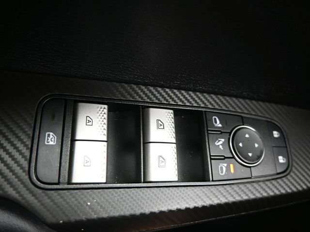 Used 2024 Mitsubishi Outlander SE FWD image 29