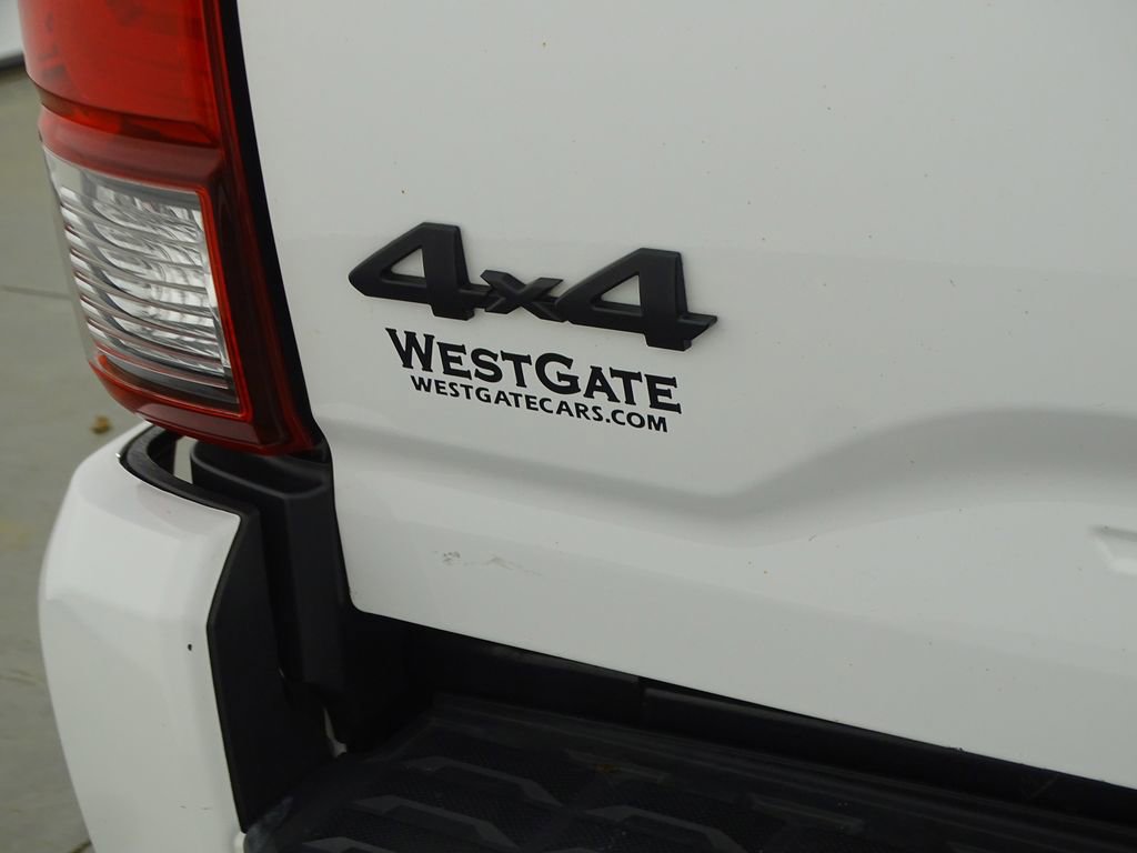 Used 2019 Toyota Tacoma SR w/ SX Package image 36