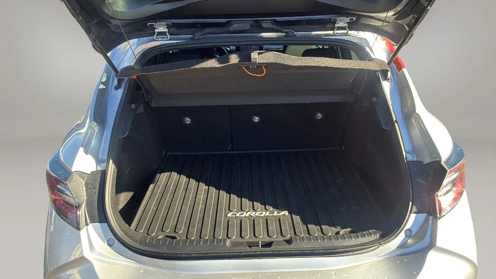Used 2020 Toyota Corolla SE FWD image 7