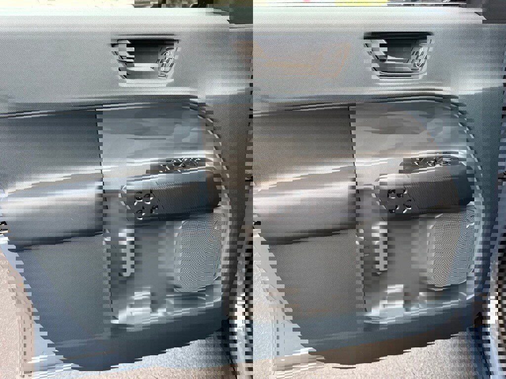 New 2025 Ford Maverick XLT w/ Black Appearance Package image 19