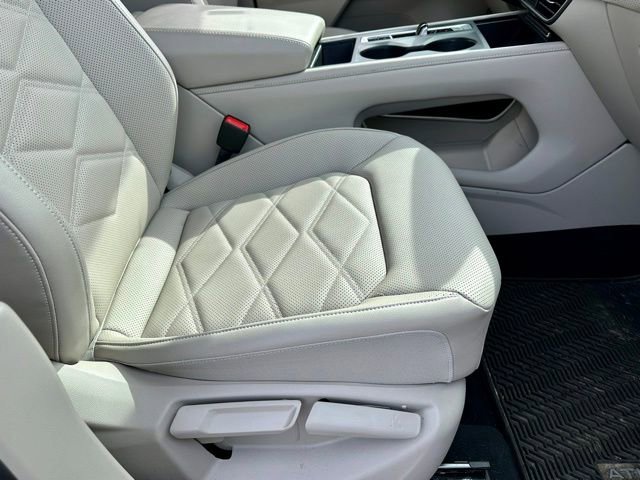 Used 2024 Volkswagen Atlas SE image 23