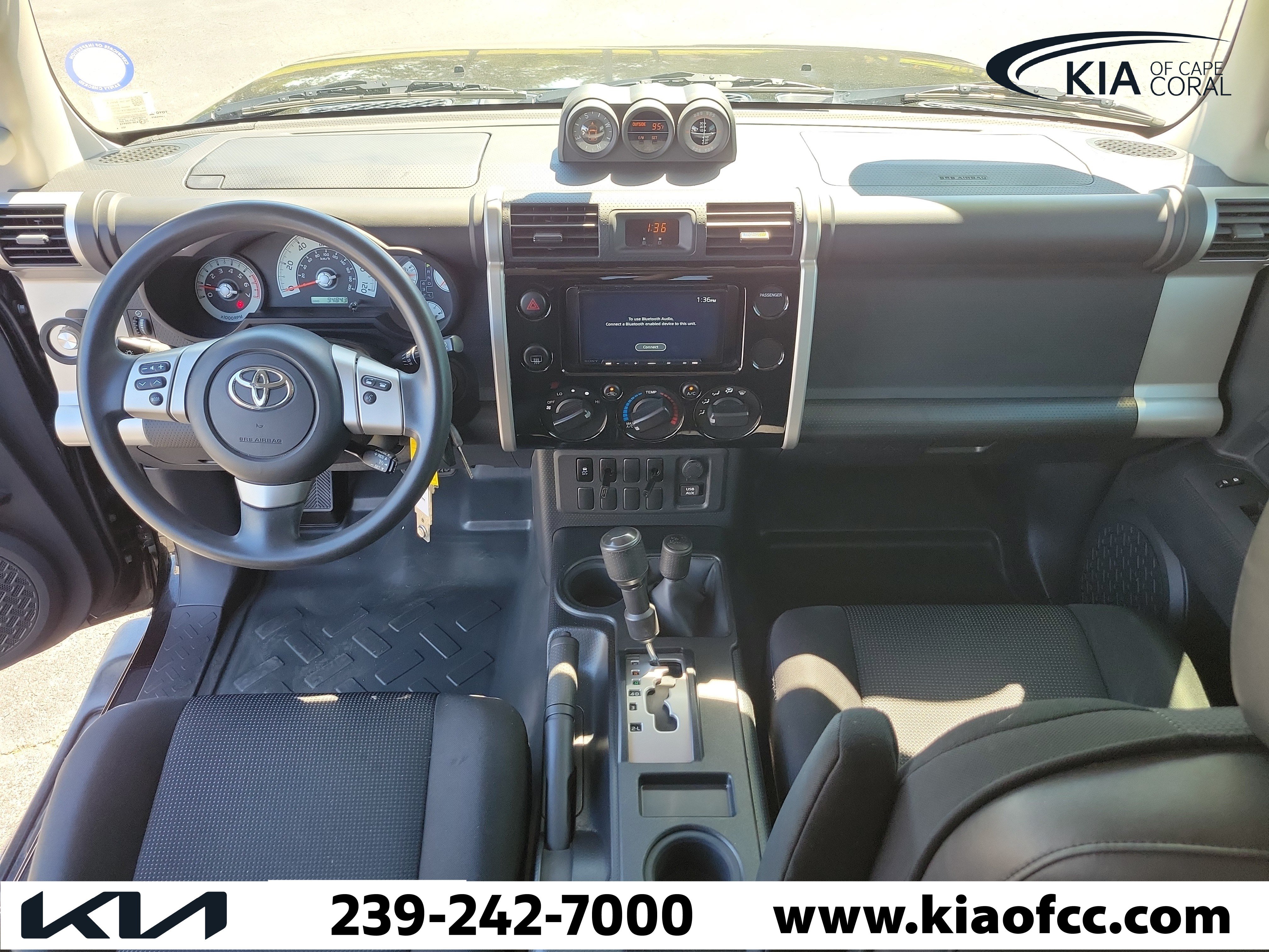 Used 2014 Toyota FJ Cruiser 4WD w/ Convenience Package image 15