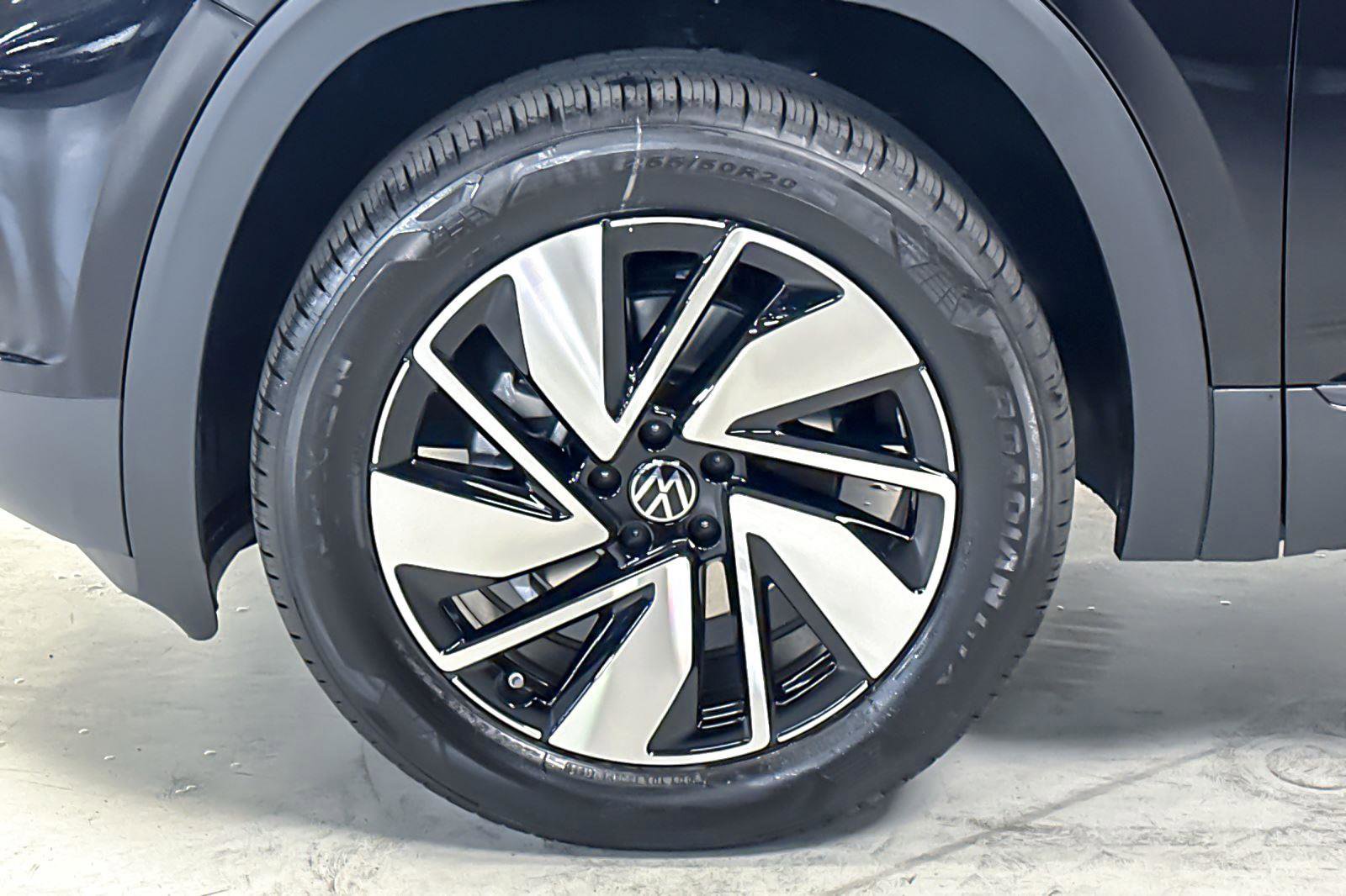 New 2026 Volkswagen Atlas SE image 25